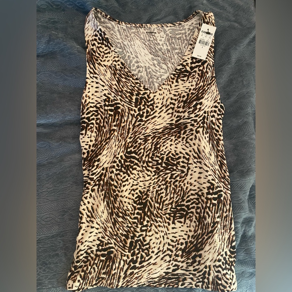 Express top NWT
